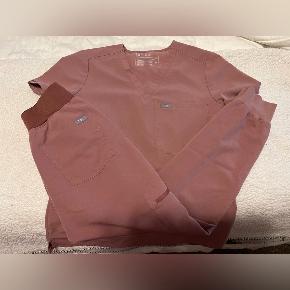 Figs XS Scrubs